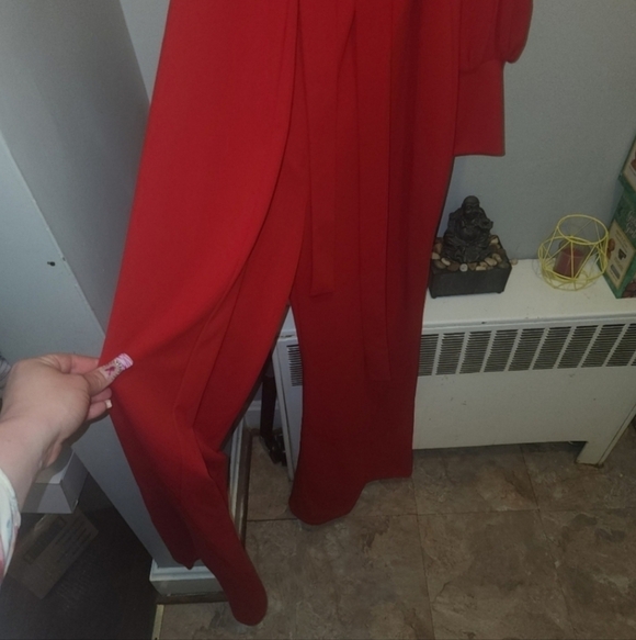 🍁🍂FASHION NOVA 3x Falling For Your Charm Jumpsuit - Red - Picture 7 of 8